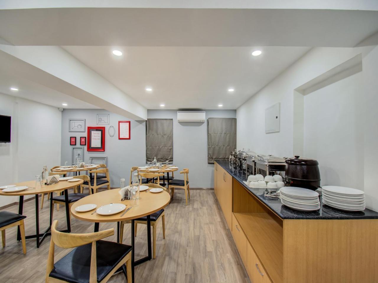 Готель Oyo Townhouse 66 Nagpur Station Ca Road Екстер'єр фото