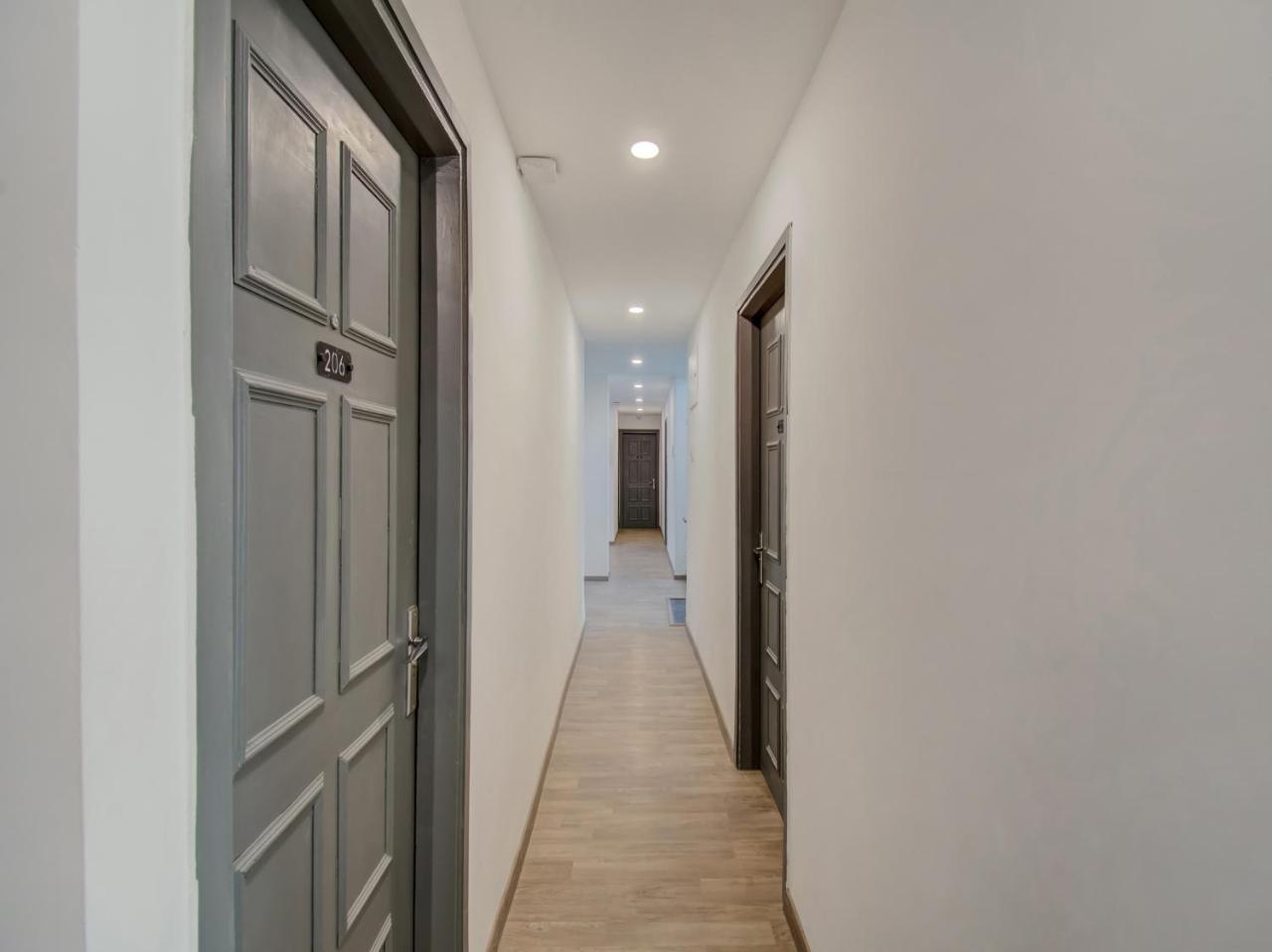 Готель Oyo Townhouse 66 Nagpur Station Ca Road Екстер'єр фото